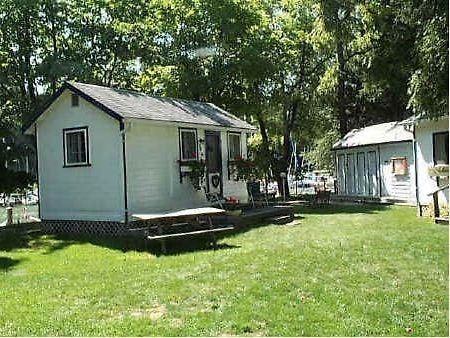 Bayfield River Cottage Colony Inc Bluewater Номер фото