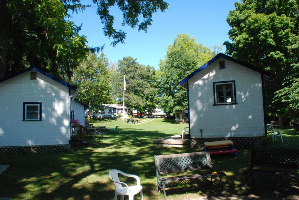 Bayfield River Cottage Colony Inc Bluewater Екстер'єр фото